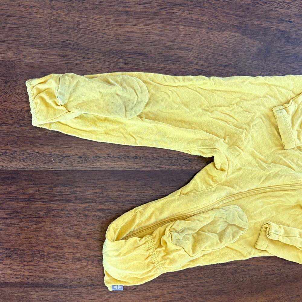 Kyte BABY 3 piece lot - 2 footies & 1 Romper - Picture 10 of 11